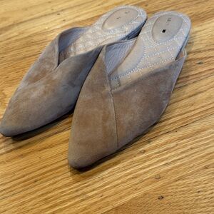 Suede Birdies Flats Swan
